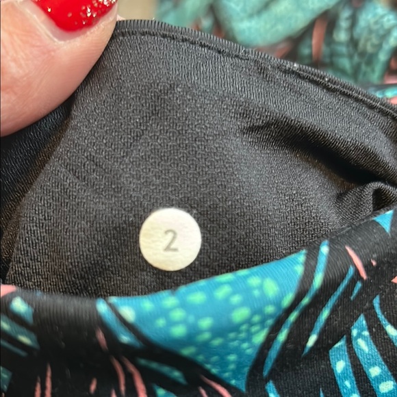 Lululemon Leggings - Picture 2 of 6